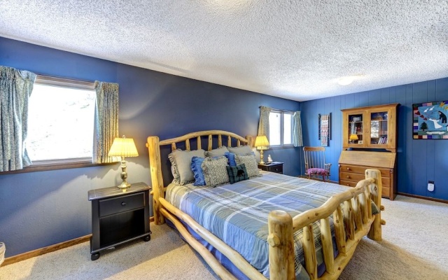 photo 3 of Salmans Bear Cove Family Vacation At Windcliff 4 Bedroom Home by RedAwning