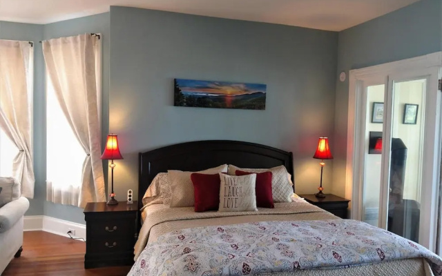 photo 3 of Saltair Inn Waterfront B&B