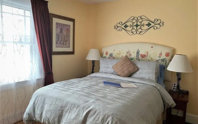 photo 4 of Saltair Inn Waterfront B&B