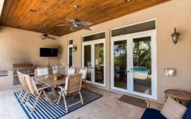 photo 4 of Salty Bungalow Marietta