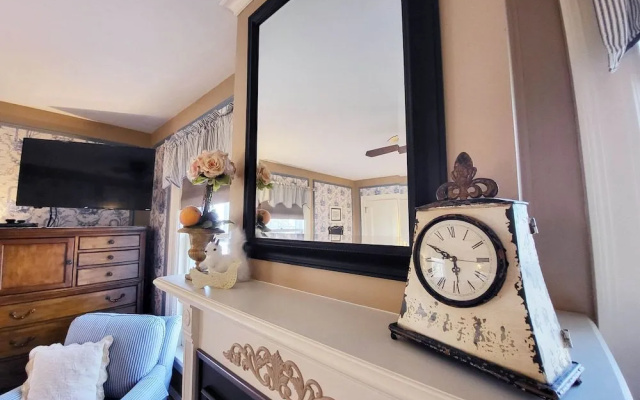 photo 5 of Historic Salyards Mansion by Heirloom Boutique Collection