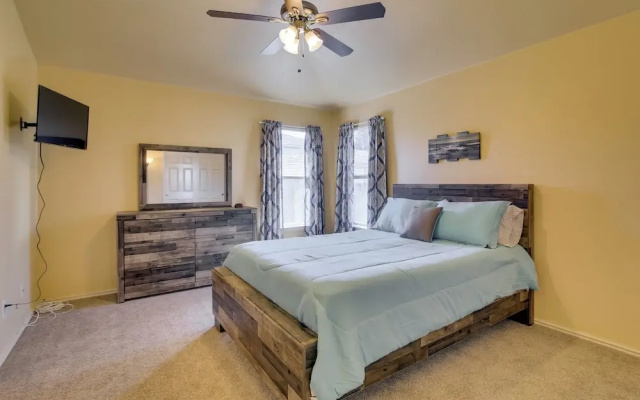 photo 5 of San Antonio Abode w/ Yard < 4 Mi to Lackland