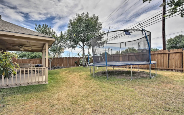 photo 3 of San Antonio Family Home ~ 16 Mi to Downtown!