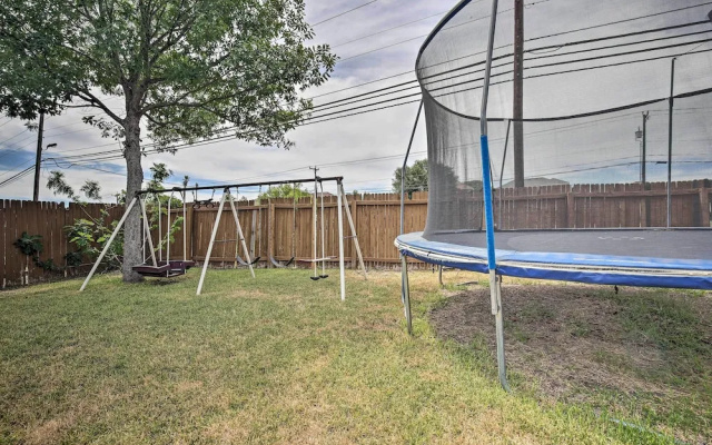 photo 5 of San Antonio Family Home ~ 16 Mi to Downtown!