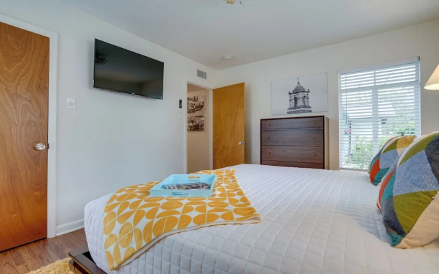 photo 2 of San Antonio Vacation Rental ~ 7 Mi to River Walk!