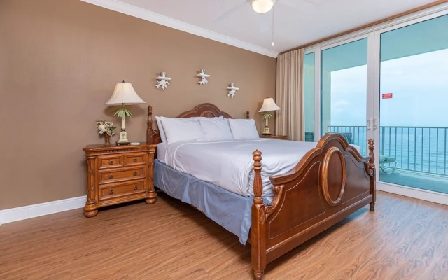 photo 3 of San Carlos 408 by RedAwning