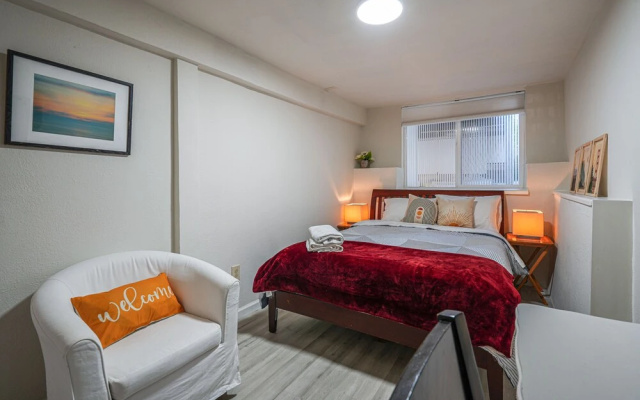 photo 2 of San Francisco Apartment ~ 5 Mi to Downtown!