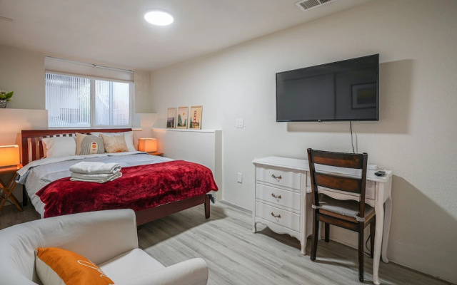 photo 4 of San Francisco Apartment ~ 5 Mi to Downtown!