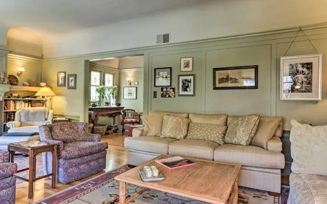 photo 4 of San Francisco Condo - Walk to Golden Gate Park!