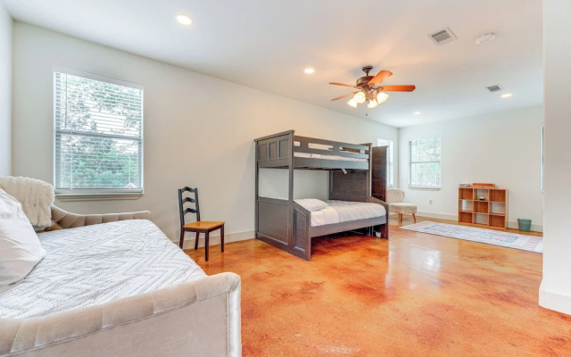 photo 2 of San Marcos Home w/ Fire Pit ~ 10 Mi to Downtown!
