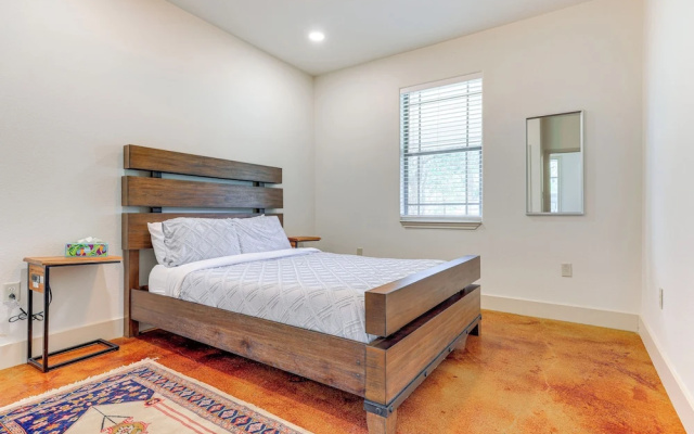 photo 5 of San Marcos Home w/ Fire Pit ~ 10 Mi to Downtown!