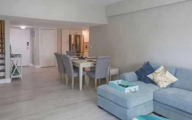 photo 4 of San Remo Beach Front Condo Star5Vaca