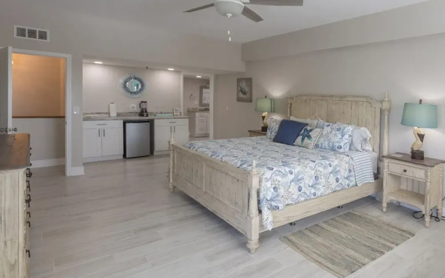 photo 4 of San Remo Beach Front Condo Star5vacations