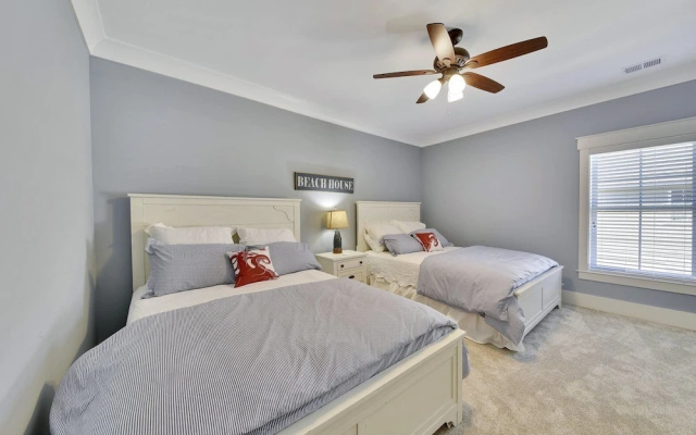 photo 5 of Sand Dollar 19