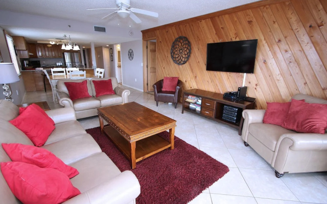 photo 2 of Sand Dollar 512 Apartment