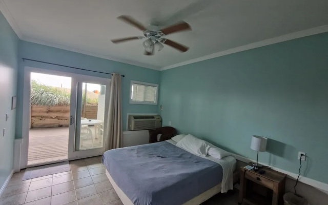 photo 3 of Sandcastle Beachfront Inn