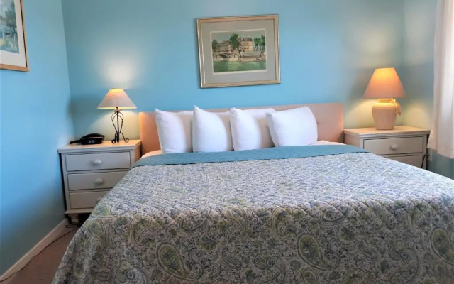 photo 2 of Sandpeddler Inn & Suites