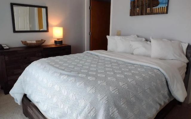 photo 3 of Sandpeddler Inn & Suites