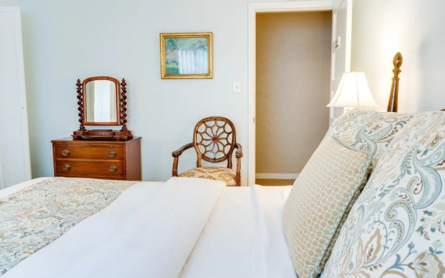 photo 3 of Sandpiper Inn