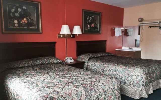 photo 3 of Sands Motel
