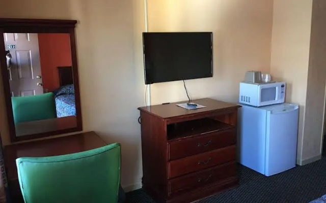 photo 4 of Sands Motel