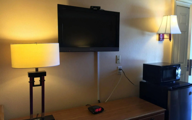 photo 2 of Sands Motel