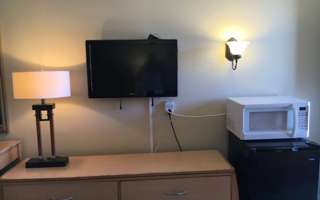 photo 4 of Sands Motel