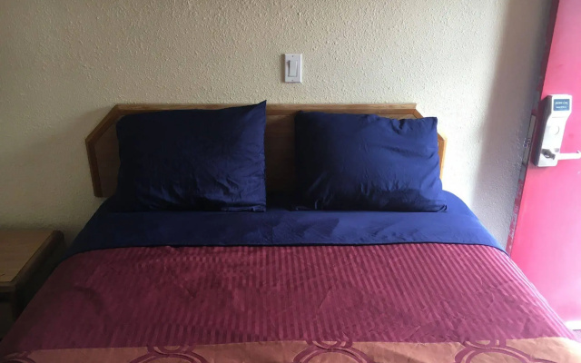 photo 4 of Sands Inn