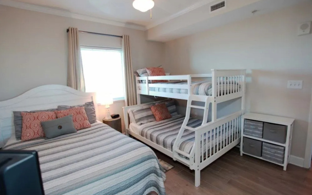 photo 4 of Sanibel 406