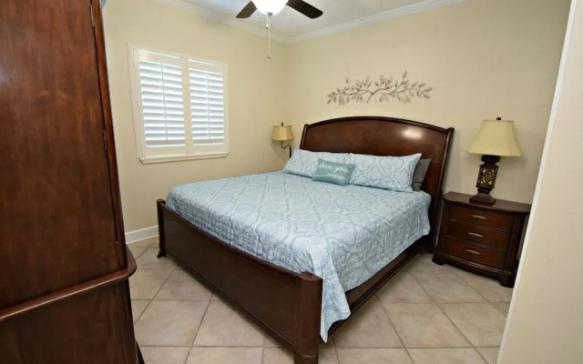 photo 3 of Sanibel 505 by RedAwning