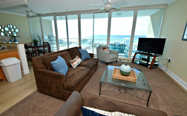 photo 4 of Sanibel 705 by RedAwning