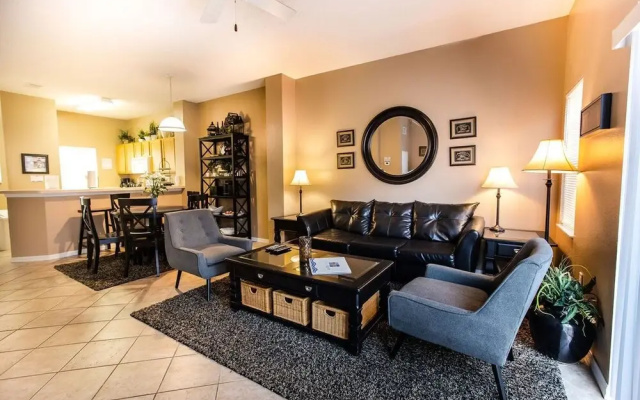 photo 2 of Cozy - Adorable 3 Bed 2.5 Bath Townhouse 1015