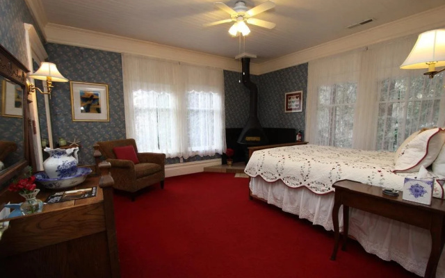 photo 3 of Santa Nella House