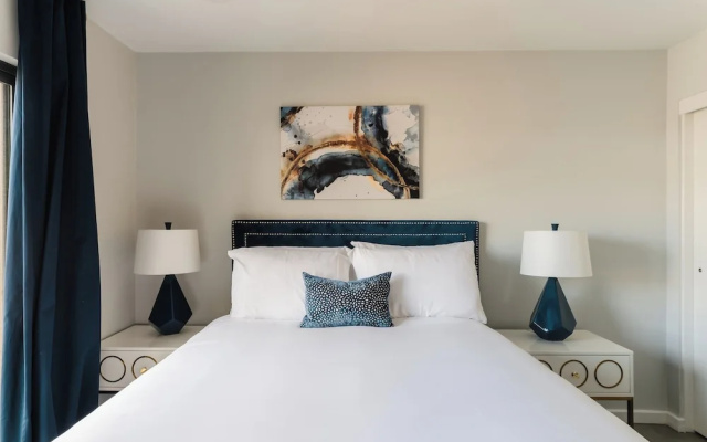 photo 2 of Sapphire By Avantstay Spacious Modern Getaway w/ Pool & Outdoor Grill