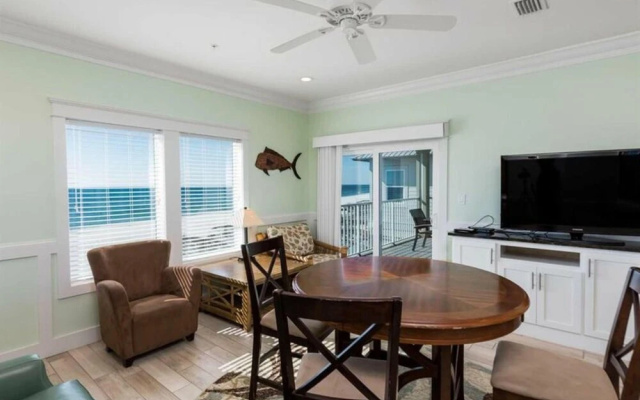 photo 5 of Sapphire by Meyer Vacation Rentals