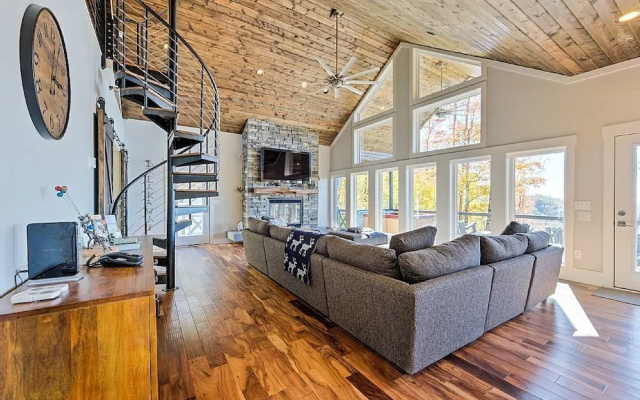 photo 2 of Sapphire Sky - 4 Br Home
