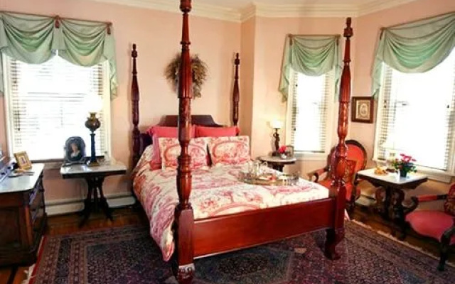 photo 4 of Sarah Kendall House