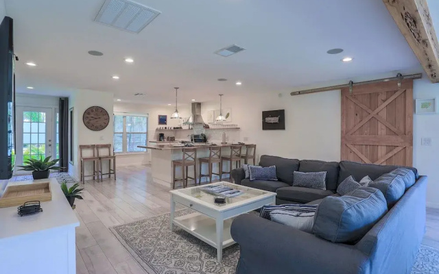 photo 3 of Sarasota 32 - 2 Br Home