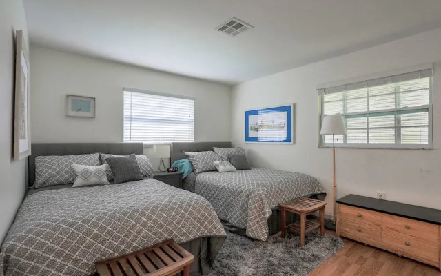 photo 5 of Sarasota 32 - 2 Br Home