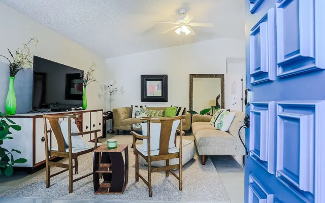 photo 2 of Sarasota 33 - 2 Br Home