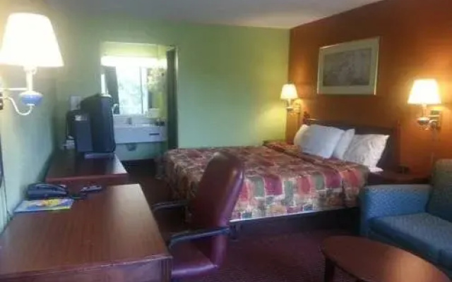 photo 2 of 萨拉索塔机场酒店(Sarasota Airport Hotel)