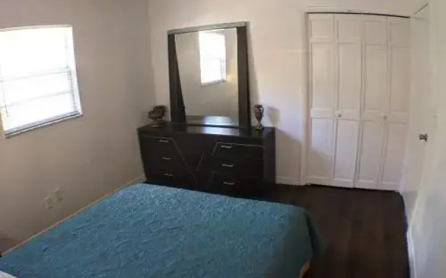photo 2 of Sarasota Apartment in Downtown