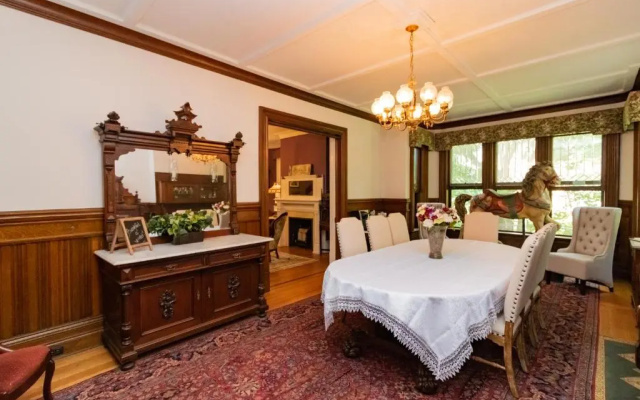 photo 3 of Saratoga Dreams B&B