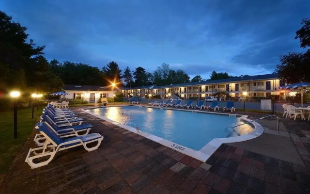 photo 4 of AC Hotel by Marriott Saratoga Springs