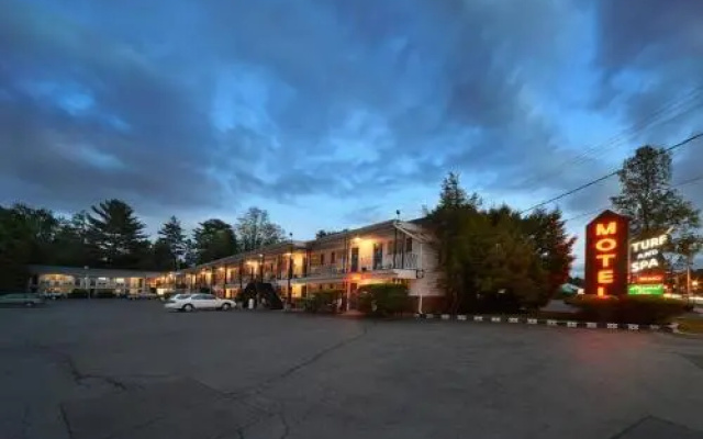 photo 5 of AC Hotel by Marriott Saratoga Springs