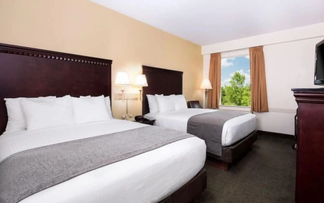 photo 3 of Savannah House Hotel