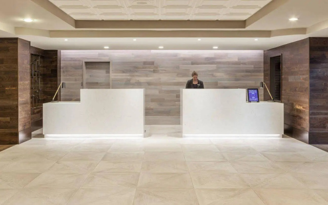 photo 2 of Marriott Savannah Riverfront