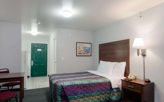 photo 2 of Savannah Suites