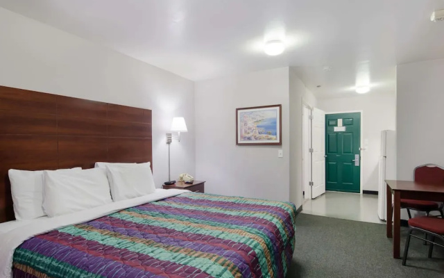 photo 4 of Savannah Suites