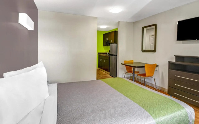 photo 4 of Studio 6 Extended Stay - Atlanta, GA - Chamblee